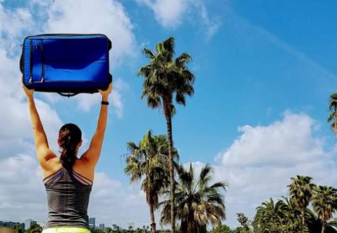 <p>ვარჯიში მოგზაურობის დროს&nbsp;</p>